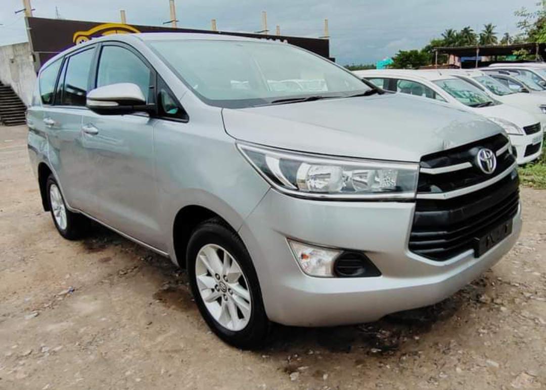 Toyota Innova(2013-2014) 2.5 Z 7 Str Bs-iii